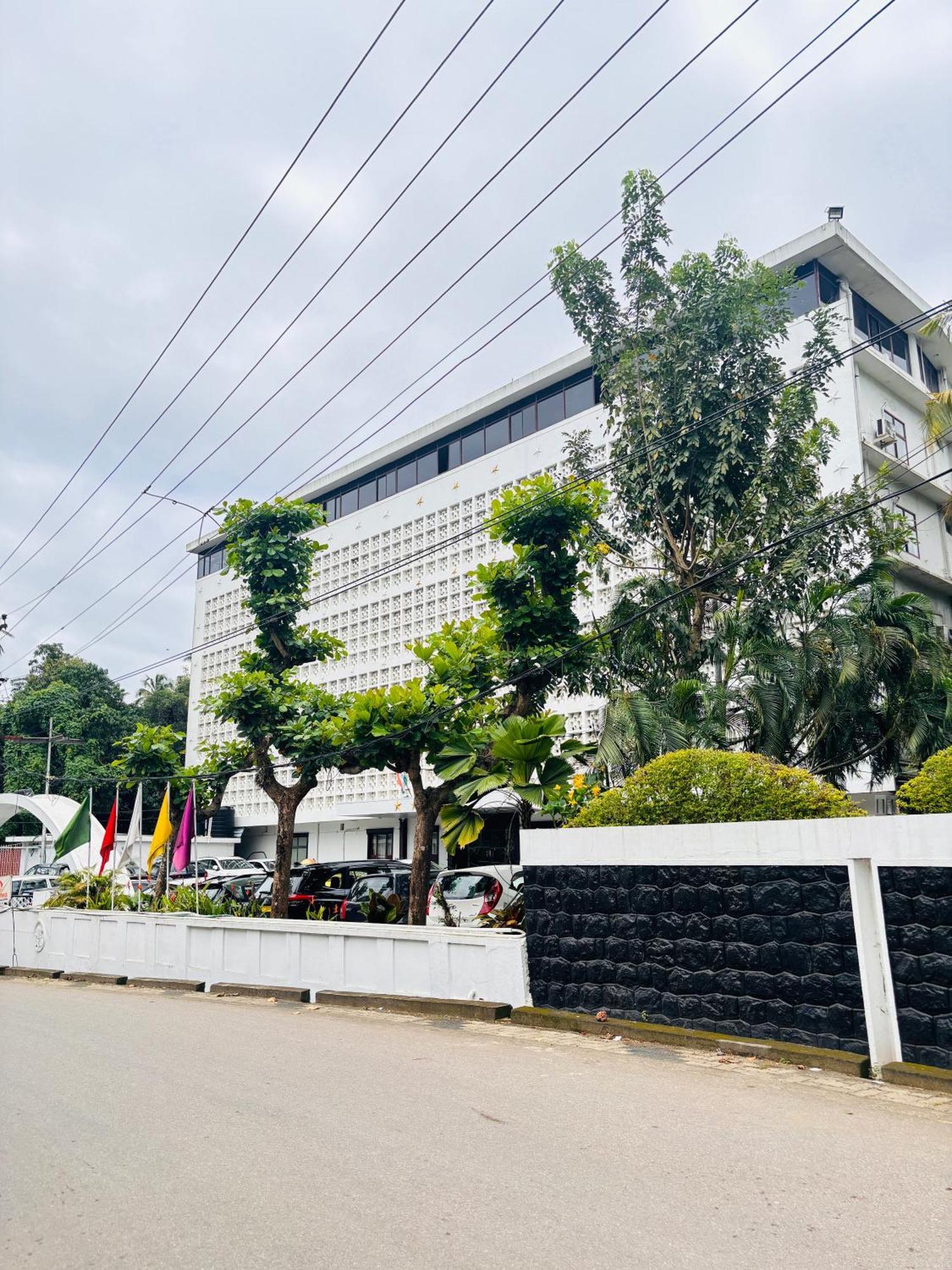 Maharani Hotel Kozhikode Εξωτερικό φωτογραφία
