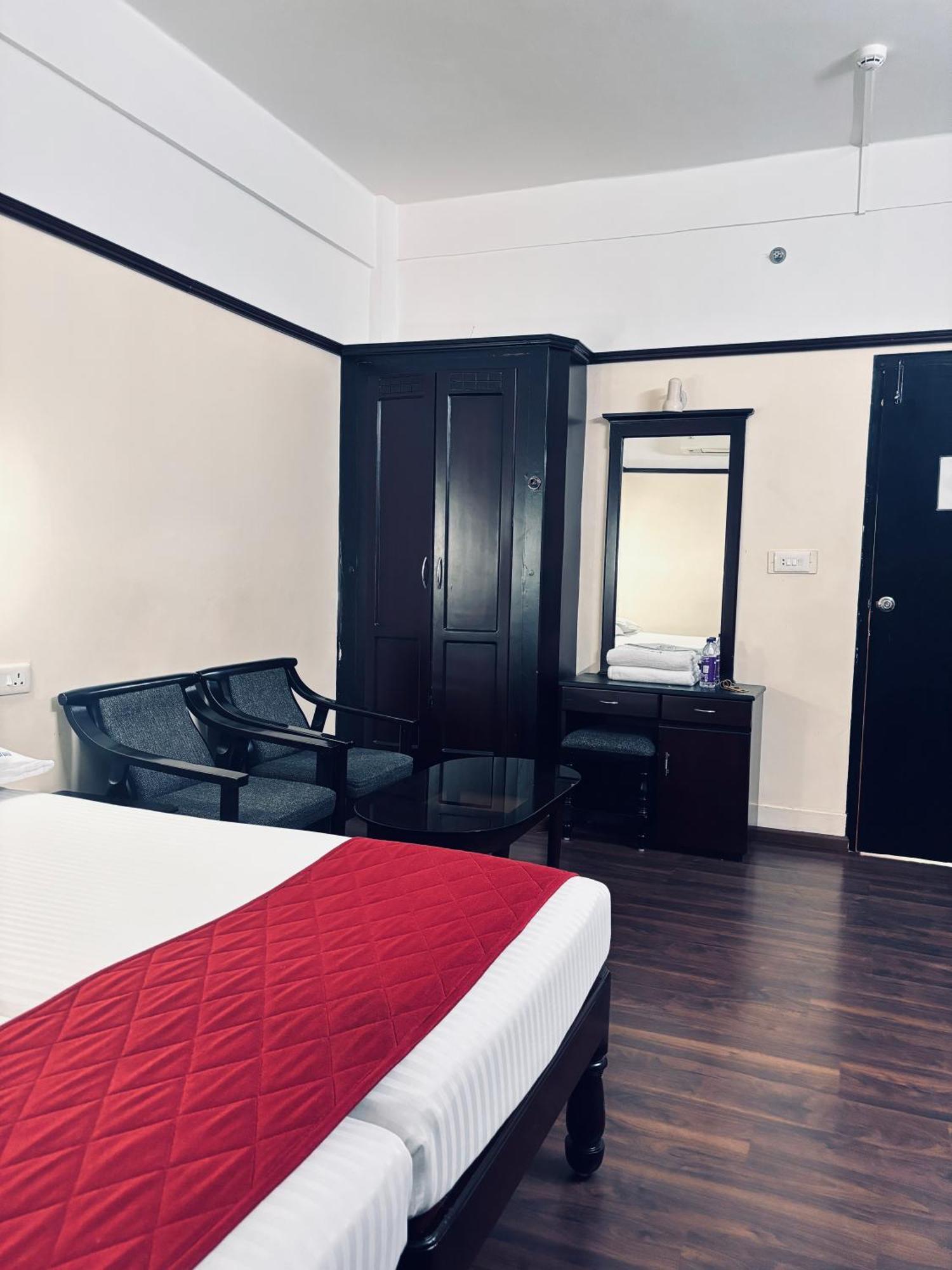 Maharani Hotel Kozhikode Εξωτερικό φωτογραφία