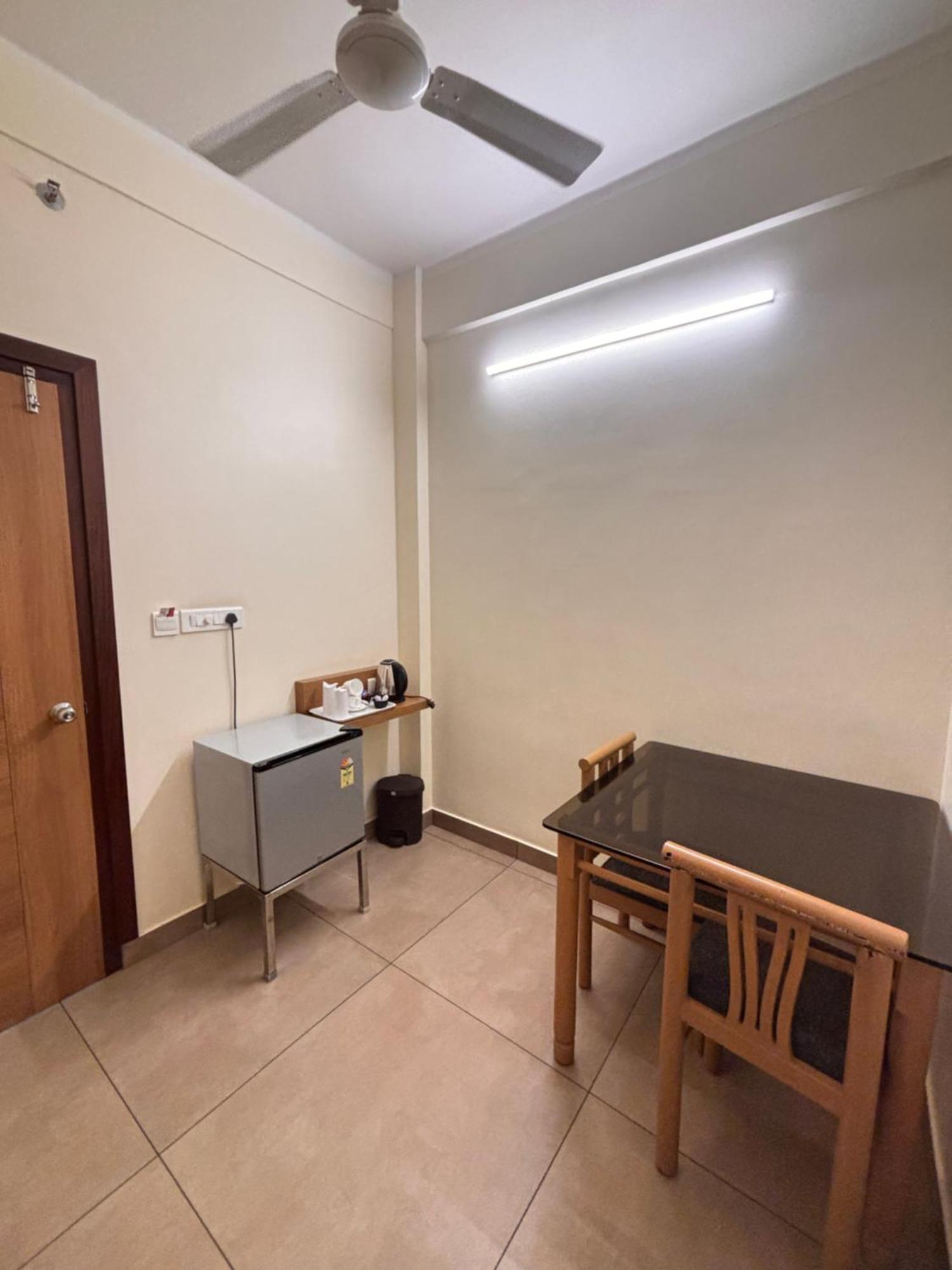Maharani Hotel Kozhikode Εξωτερικό φωτογραφία